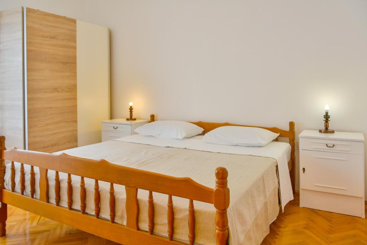 Apartman Gabrijela Senj  Extérieur photo