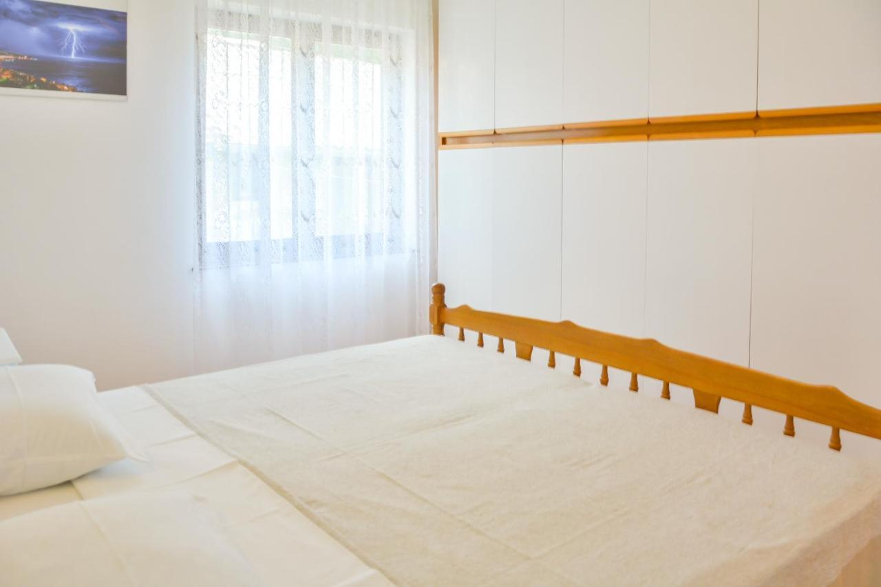 Apartman Gabrijela Senj  Extérieur photo